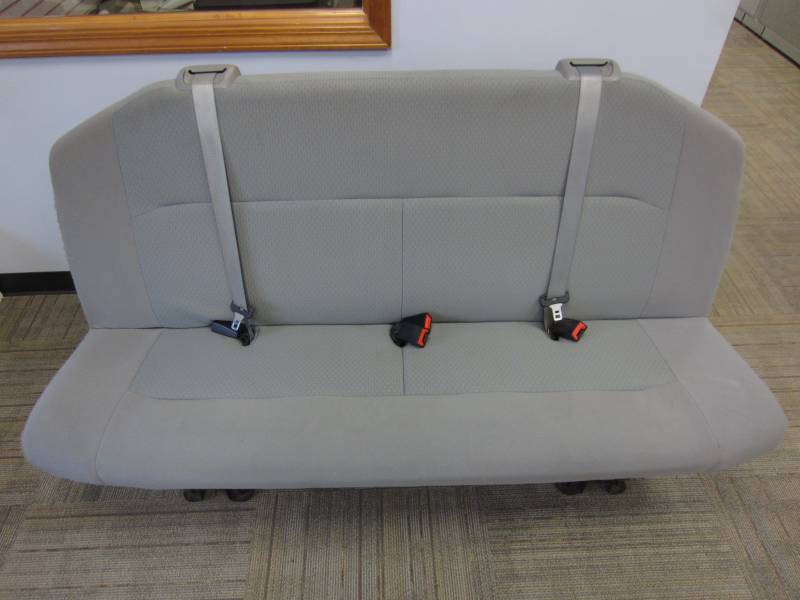 0815 Ford Econoline Van 4th Row/5th Row 4Passenger Gray Cloth Bench