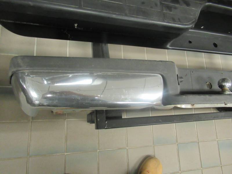 thumbnail image 2 of Complete Chrome Rear Bumper Assembly For 1993-2011 Ford Ranger Fleetside 2 of 3