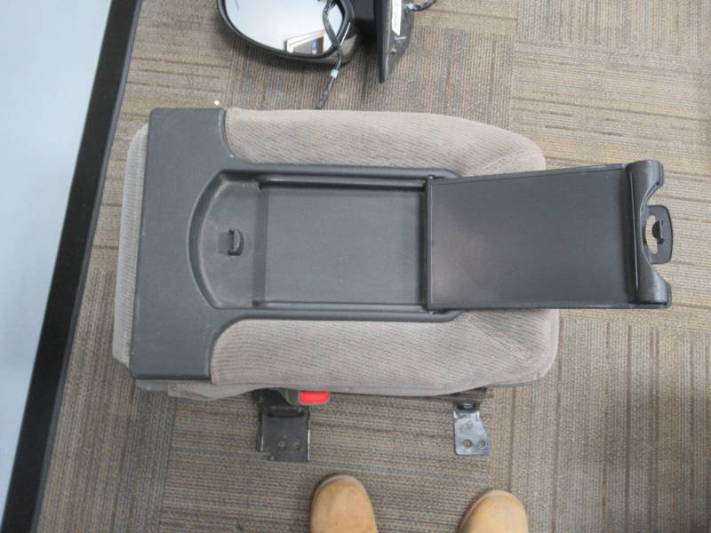 99-06 Chevy Express/GMC Savanna Van Gray Center Console, Dick's Auto ...