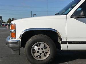 Fender Trim - Chevy/GMC Fender Trim