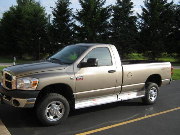 2007 Dodge Ram Regular Cab Long Bed with Owens Diamond Plate Aluminum 4" Drop Wheel to Wheel 2 Piece Running Boards