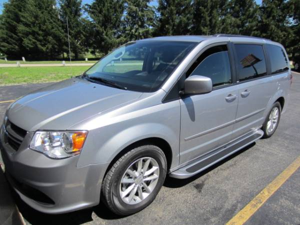 Dodge Caravan with Stow and Go Seating, Owens ABS Running Boards!