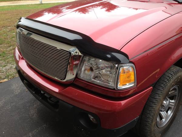 Ford Ranger AVS Smoke Bug Shield