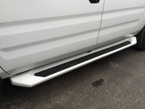 Give your truck that sleek look with custom painted Owens GlaStep Running Boards!