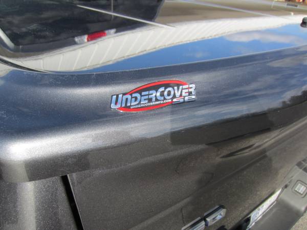 Get that sleek look with a painted Undercover SE Tonneau!