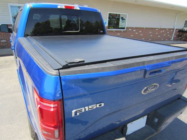 2015 Ford F-150 with Retrax Pro MX Tonneau!