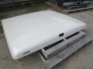 04-08 Ford F-150 5.5ft Bed Pearl White Swiss Patriot Tonneau Lid