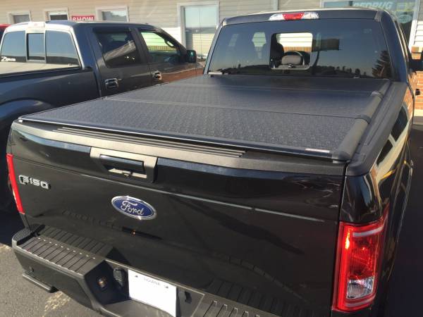 2015 Ford F-150 Super Cab with an Extang Encore tonneau cover