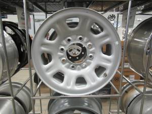 11-19 GMC Sierra 2500/3500/Denali Chevy Silverado 2500/3500 18 in. 8 Lug Silver Steel Wheel