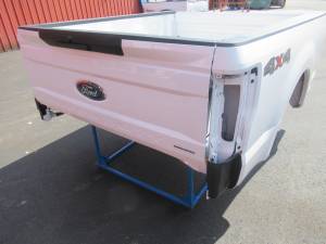 17-19 Ford F-250/F-350 Super Duty White 6.9ft Short Truck Bed