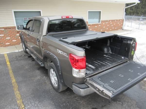 2020 Toyota Tundra Tonneau Cover