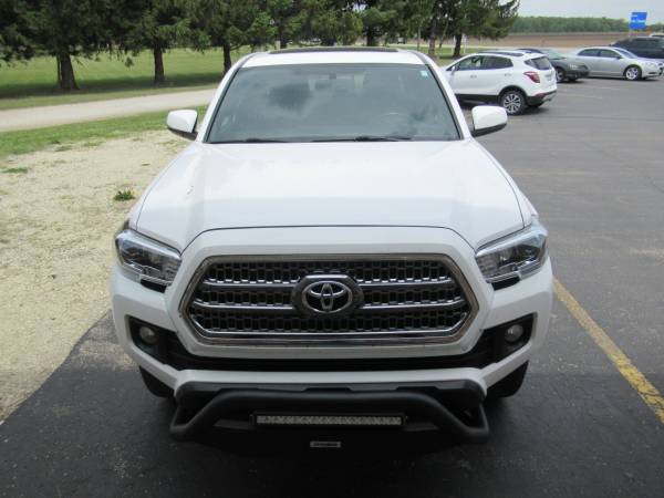 2017 Toyta Tacoma GoRhino BullBar