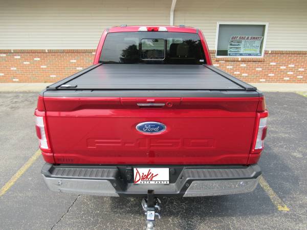 2021 Ford F150 With Retrax XR Rolling Cover