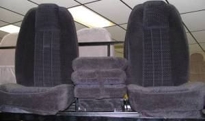 73-87 Chevy/GMC Full Size Truck C-200 2.0 Black Cloth Triway Seat 