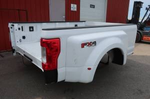 Used 17-19 Ford F-250/F-350 Super Duty White 8ft Long Dually Bed Truck Bed