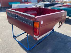 86-97 NISSAN HARD BODY KING CAB MAROON  6'