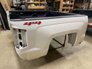 14-18 Chevy Silverado Pearl White 5.8ft Short Truck Bed