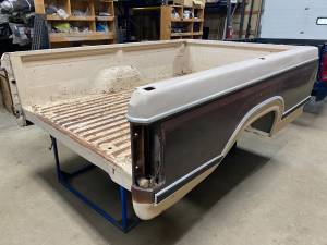 Used 80-86 Ford F-150/F-250/F-350 Cream/Brown 8ft Dual Tank Truck Bed