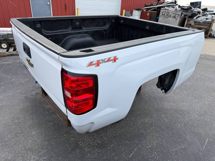 14-18 Chevy Silverado White 6.6ft Short Truck Bed