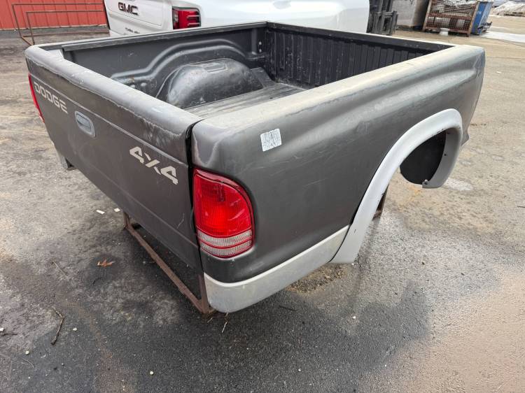 Dodge  - 97-04 Dodge Dakota 5.5ft Charcoal Truck Bed