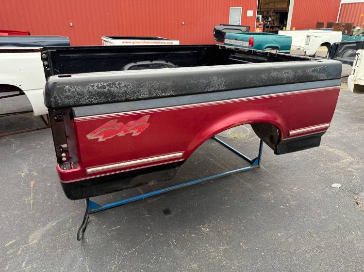 Ford  - Used 87-96 Ford F-150/F-250/F-350 Dual Tank 6.5ft Black & Burgundy Short Bed