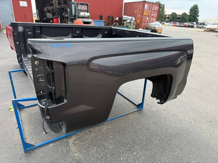 14-18 Chevy Silverado Charcoal 5.8ft Short Truck Bed
