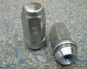 9/16 In. x 18 Stainless Steel Capped Trailer Lug Nuts
