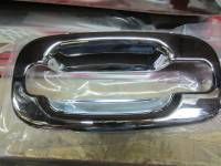 Putco - 02-06 Cadillac Excalade/EXT/ESV Putco chrome door handles (outer ring only)(Driver side keyhole only) - Image 2