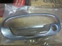 04-07 Ford F-150 2 door Putco chrome door handle covers (w/o key pad)(except Heritage)(w/o passenger keyhole)