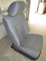 11-16 Ford F-250/F-350 Super Duty Gray Cloth 40/20/40 Passenger's Seat ONLY - Image 3