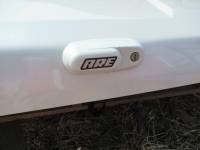 Used 15-C Ford F-150 5.5ft Bed White Platinum ARE LSX Series Tonneau Lid - Image 5