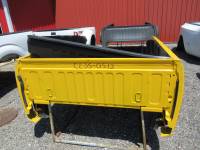 Used 04-13 Chevy Colorado/GMC Canyon 5ft Crew Cab Yellow Truck Bed - Image 3