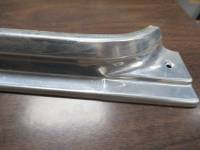 GM - 90-91 Chevy/GMC R3500/Suburban/V3500 Right Front and Rear Sill Plate - Image 3