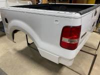 04-08 Ford F-150 White 5.5ft Short Truck Bed - Image 3
