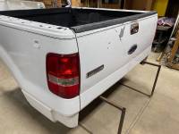 04-08 Ford F-150 White 5.5ft Short Truck Bed - Image 34