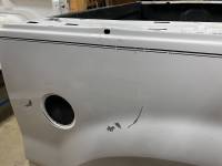 04-08 Ford F-150 White 5.5ft Short Truck Bed - Image 40