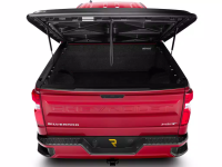 RealTruck UnderCover SE Tonneau Cover - Image 5