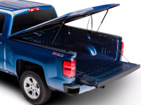 RealTruck UnderCover LUX Tonneau Cover - Image 3