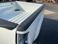 05-21 Nissan Frontier White 6 ft King Cab Short Bed - Image 25