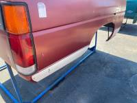 86-97 NISSAN HARD BODY KING CAB MAROON  6' - Image 61