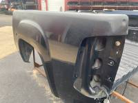 07-13 GMC Sierra 5.8ft Black Short Truck Bed - Image 4