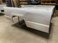 Used 99-06 Chevy Silverado/ GMC Sierra White 8 ft Long Bed - Image 18