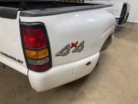 01-06 Chevy Silverado 3500 White Dually Bed 8' - Image 31