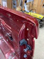 05-21 Nissan Frontier Burgundy 5 ft King Cab Short Bed - Image 10