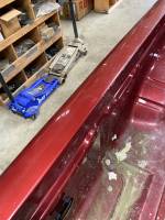 05-21 Nissan Frontier Burgundy 5 ft King Cab Short Bed - Image 14