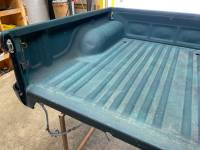 01-04 Toyota Tacoma Green 5ft Crew Cab Short Truck Bed - Image 6