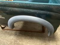 01-04 Toyota Tacoma Green 5ft Crew Cab Short Truck Bed - Image 32