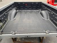 05-21 Nissan Frontier Silver 5 ft King Cab Short Bed - Image 11