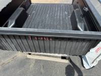 Toyota  - 2016-2023 Toyota Tacoma Access Cab 6ft White Short Bed - Image 6