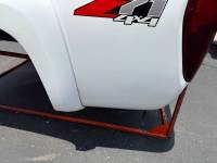 Chevrolet  - 04-12 Chevy Colorado White 6ft Extended Cab Truck Bed - Image 27